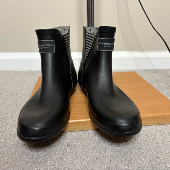 London Fog Shoes - London Fog Classic Black Short Rain Boots
